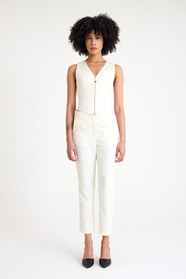 Beyaz Korseli Business Takım